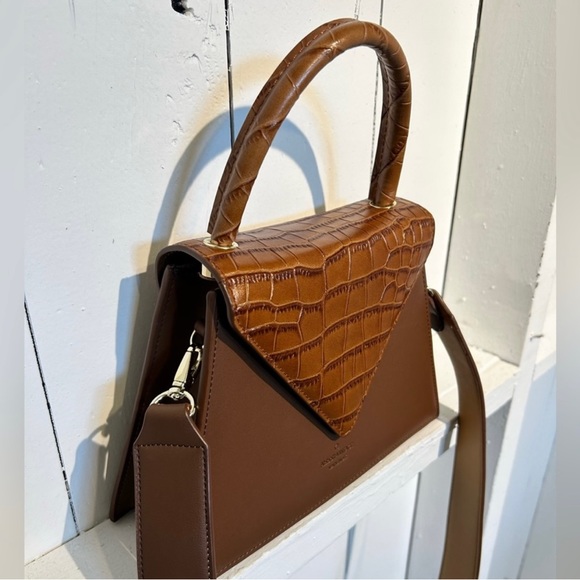 Abbott- vintage leather handbag with removable cross body strap - Picture 2 of 13